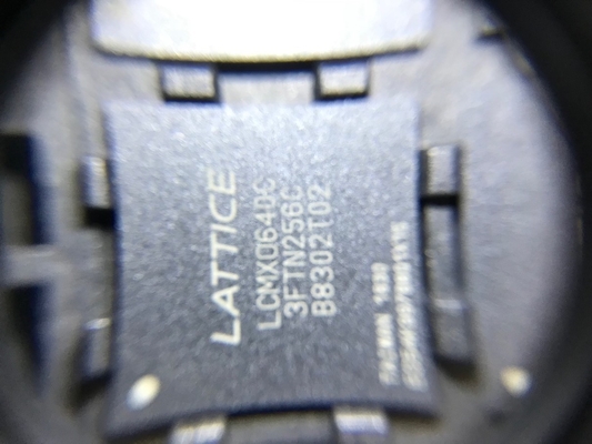 Field Programmable Electronic Integrated Circuits Gate Array 640 LUTs 159 IO 3 Spd